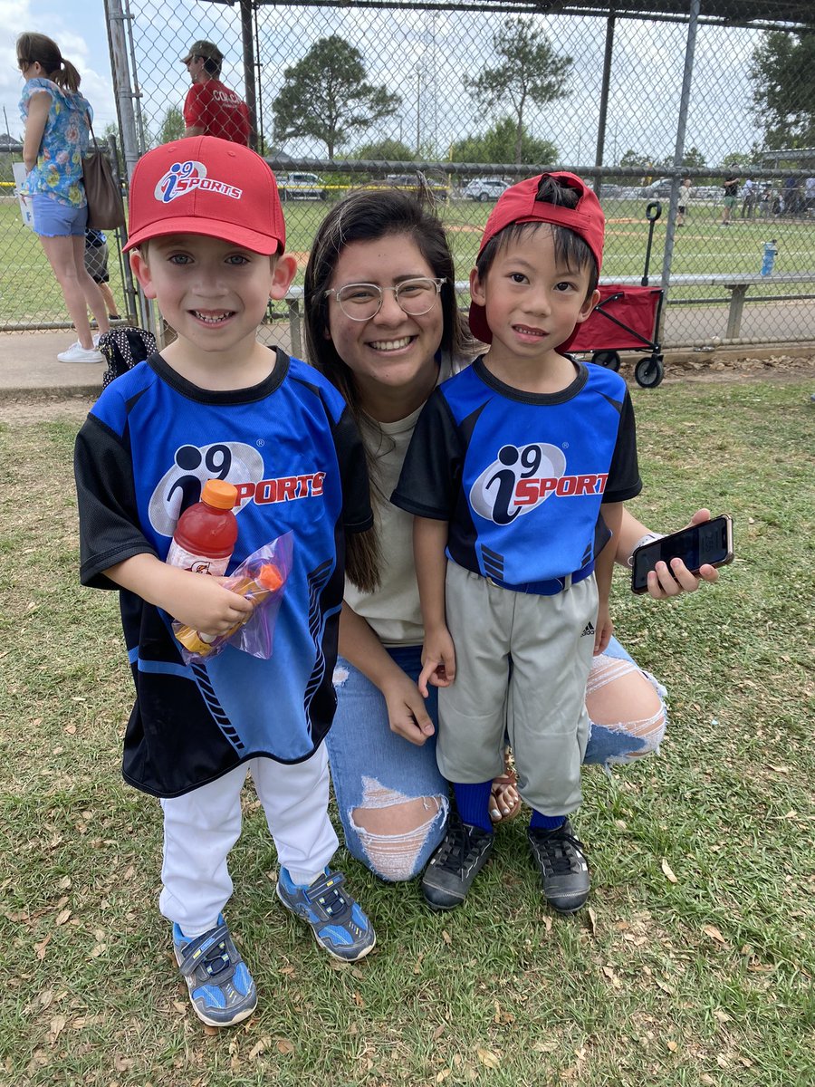 YurleniMorillon's tweet photo. Super sweet getting to see the boys at their baseball game! ⚾️ Good job Levi &amp; Zak !! https://t.co/AXwudE5Mlp