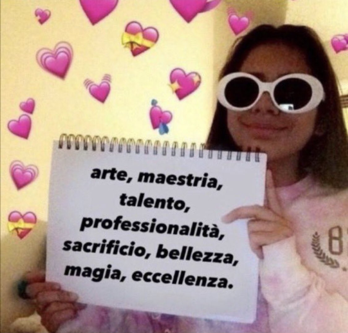 __g414__'s tweet photo. alex ti amo ogni settimana di più #amici21 https://t.co/qt0jA07sNc