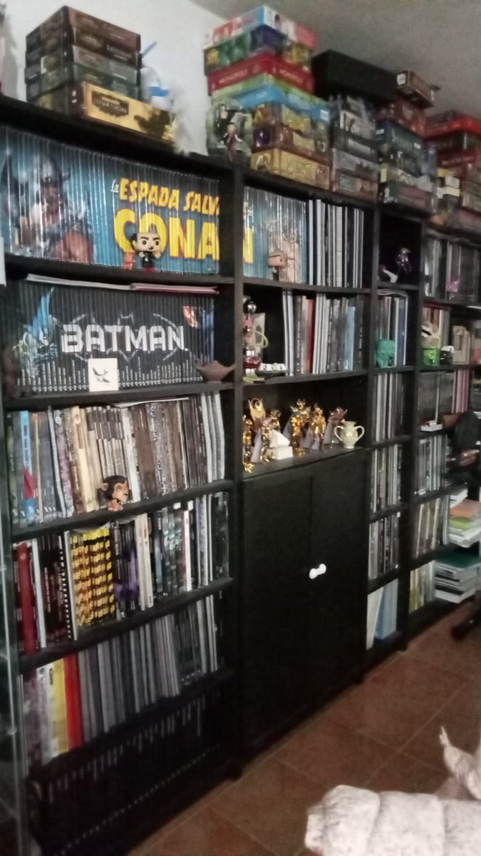 Habemus_Ludum's tweet image. Esperamos que hayáis tenido un feliz día del reglamento de wargames.
Sabes que tienes que leerte ese reglamento porque te han enseñado a jugar pero y no basta.
Hoy ha sido tu día.
#WarGames #wargame #corebook #wargaming #Warmongers #DiaDelLibro