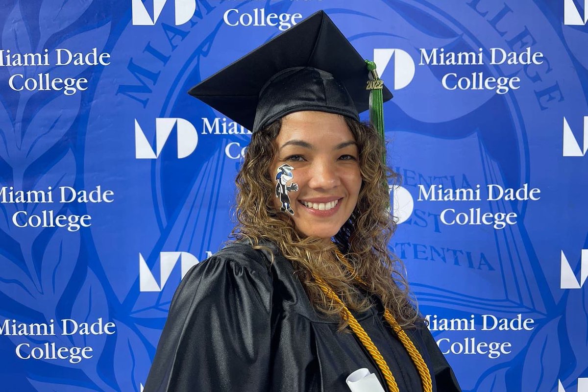 MDCollege's tweet photo. Congratulations to the #MDCWolfson, #MDCMedical & #MDCHomestead graduates transitioning to an #MDCGrad π Weβre so proud! π
#BeMDC #Grad #Graduation #Classof2022 #Miami https://t.co/83p6taL8GV