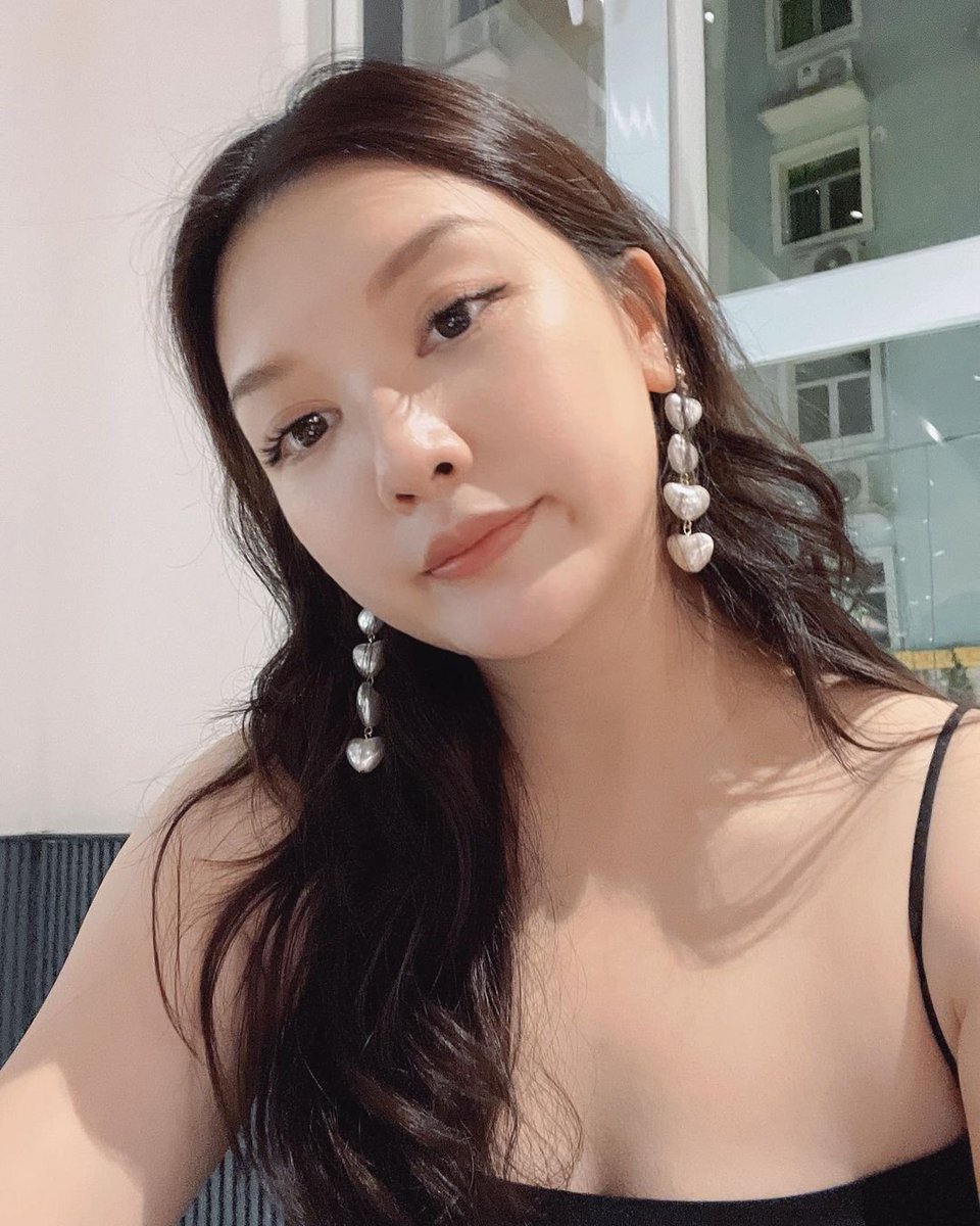 Lisa23577's tweet image. If you're worth it and love it, do it to perfection