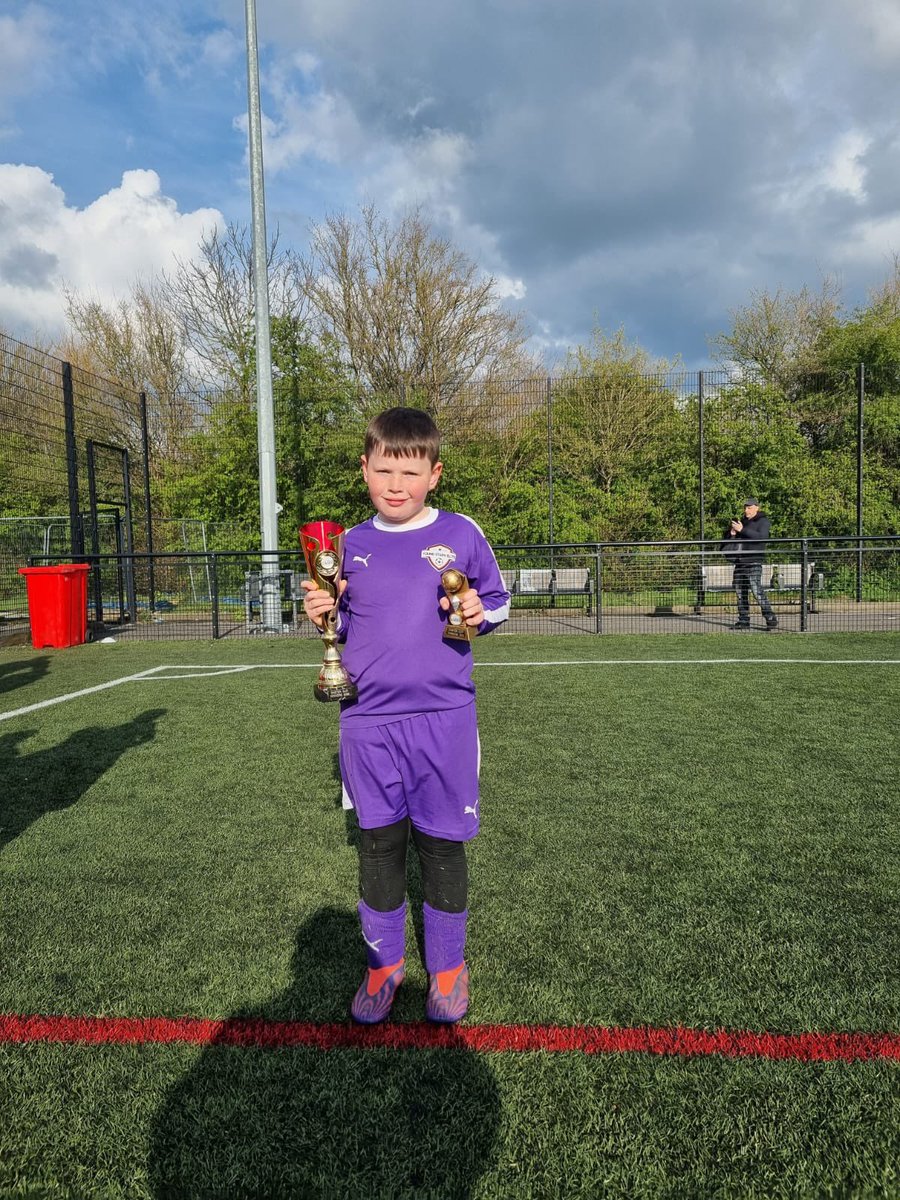 YoungStarsFC01's tweet photo. More pictures of the proud boys from the kick start win 8th April 2022 #workhard #progression #encouragingtheyouth https://t.co/DrhpLPDLQp