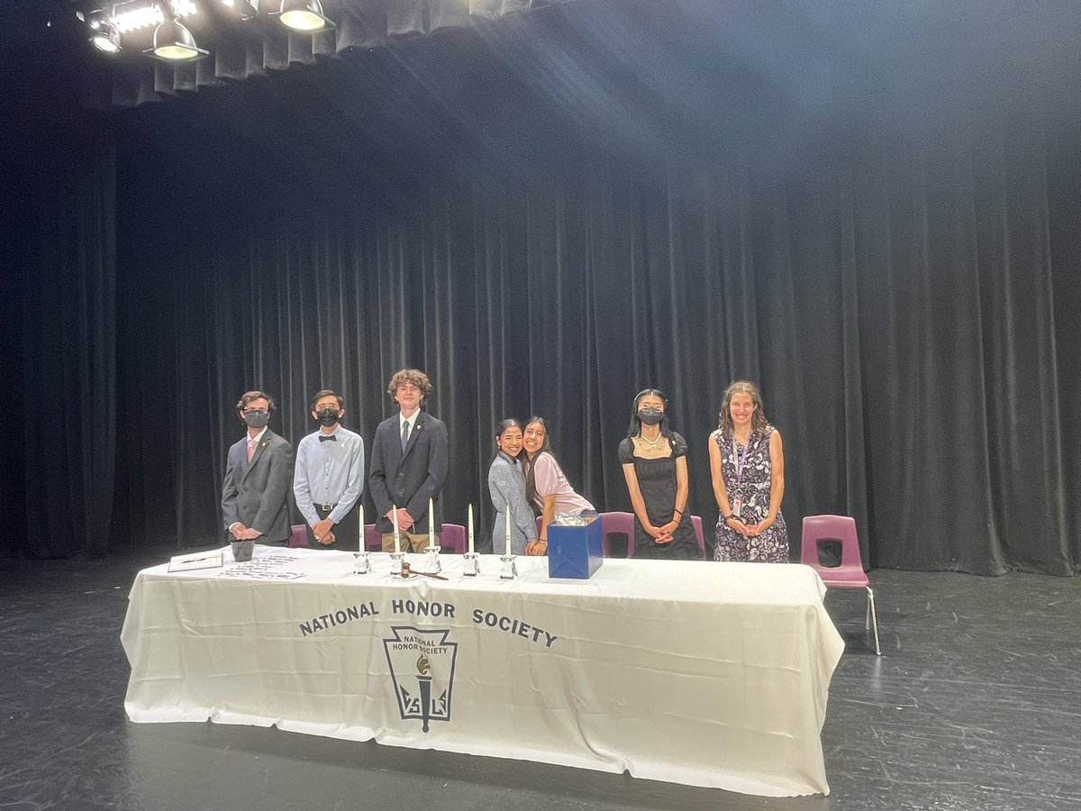 ranch_nhs's tweet photo. A (late) congratulations to our latest National Honors Society Inductees! A great accomplishment, many more to come. https://t.co/3Km3HWYxKp
