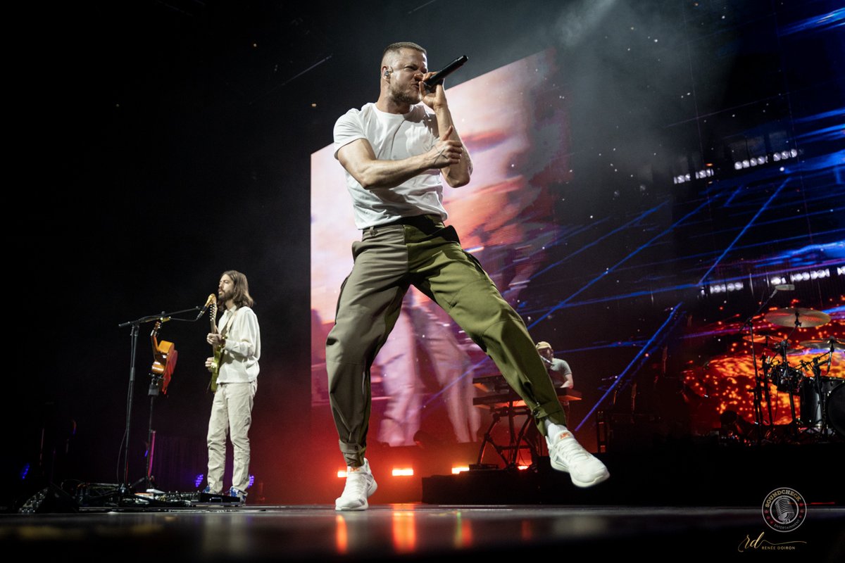 .@ImagineDragons with special guest @itsAVIV_ brought a spectacular show to <a href="/CdnTireCtr/">Canadian Tire Centre</a>, the first of its kind in over two years! #WeLoveLive #ForTheLoveofLIVE #MercuryTour 📸 Renée Boucher Doiron
soundcheckentertainment.ca/imagine-dragon…