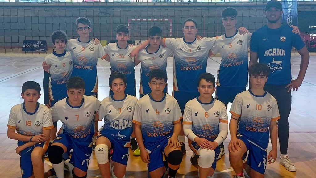 Ebresports1's tweet photo. 🏐 El Vòlei Roquetes disputarà el partit per al tercer lloc al Campionat de Catalunya infantil de voleibol

▶ LA NOTÍCIA: https://t.co/7Dk8YB0pNC

@FedVenVoleibol @AjRoquetes #PacoGas @IMaigi @VoleiCatala @RFEVB @RoquetesCom @esportcat @JoanBarbera7 #Roquetes #TerresdelEbre https://t.co/fqJ3uzuDSM