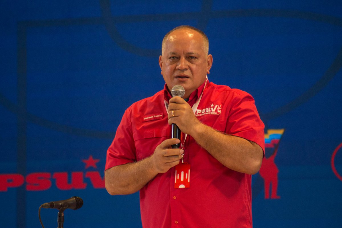 WillianGil's tweet photo. Estamos en el Congreso del @PartidoPSUV cada día con mayor unidad y compromiso Revoluciónario. https://t.co/qoOMjeRq06