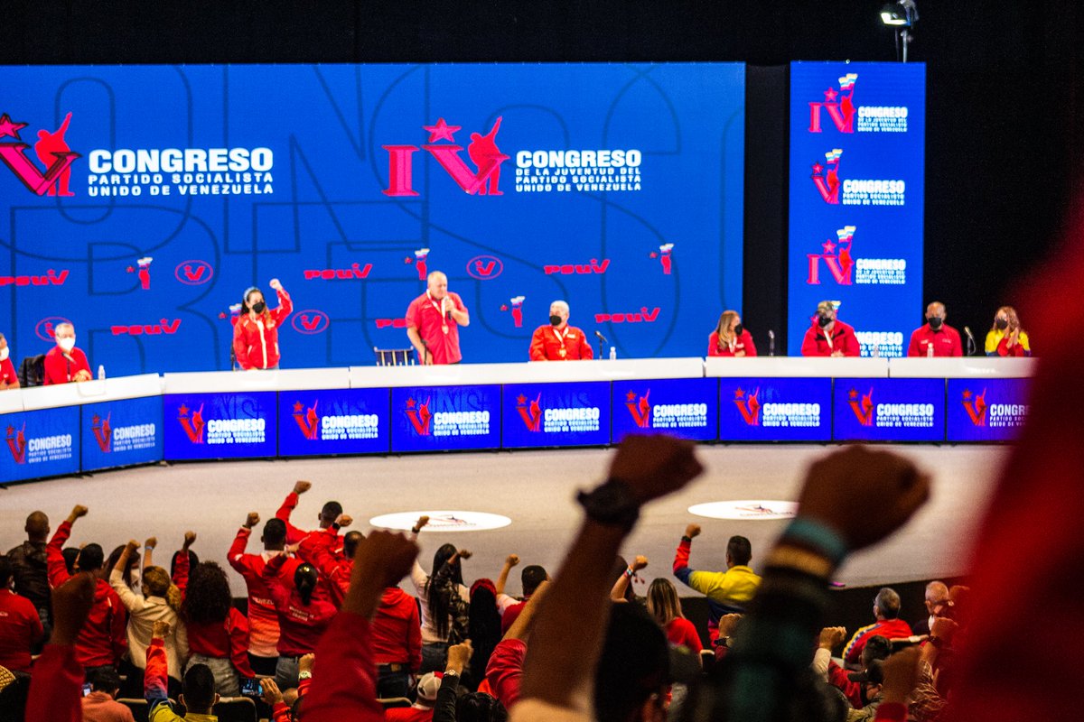 Estamos en el Congreso del <a href="/PartidoPSUV/">PSUV</a> cada día con mayor unidad y compromiso Revoluciónario.