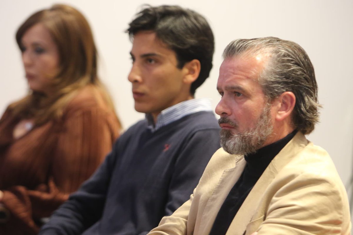 Víctor González tweet media