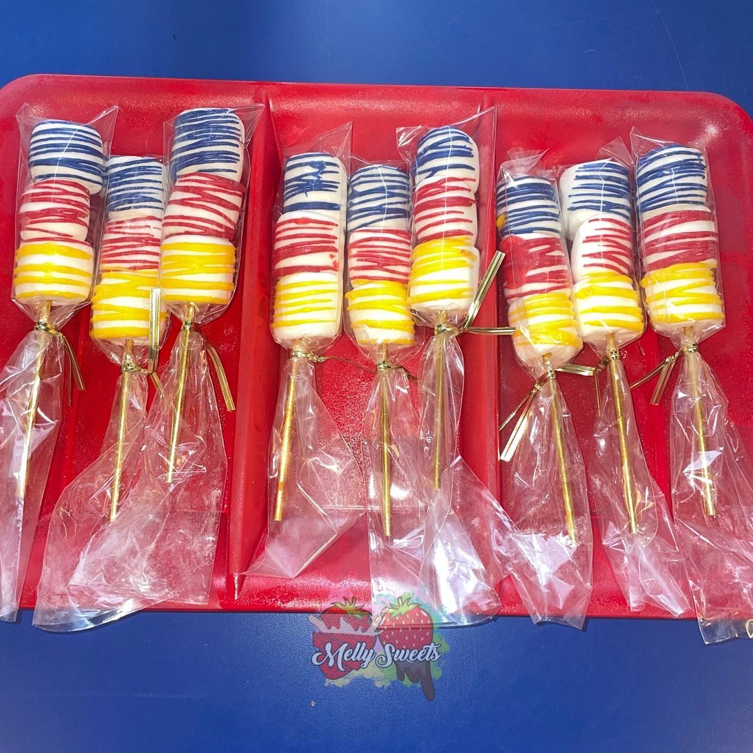 melly4sweets's tweet photo. Paw Patrol Birthday Party 🐶🐾🦴
#MellySweets #cupcakecake #pawpatrolcupcakes #chocolatecoveredoreos #chocolatecoveredricekrispietreats #chocolatecoveredmarshmallows #smallbusinessowner https://t.co/EUz9Jcn5XJ