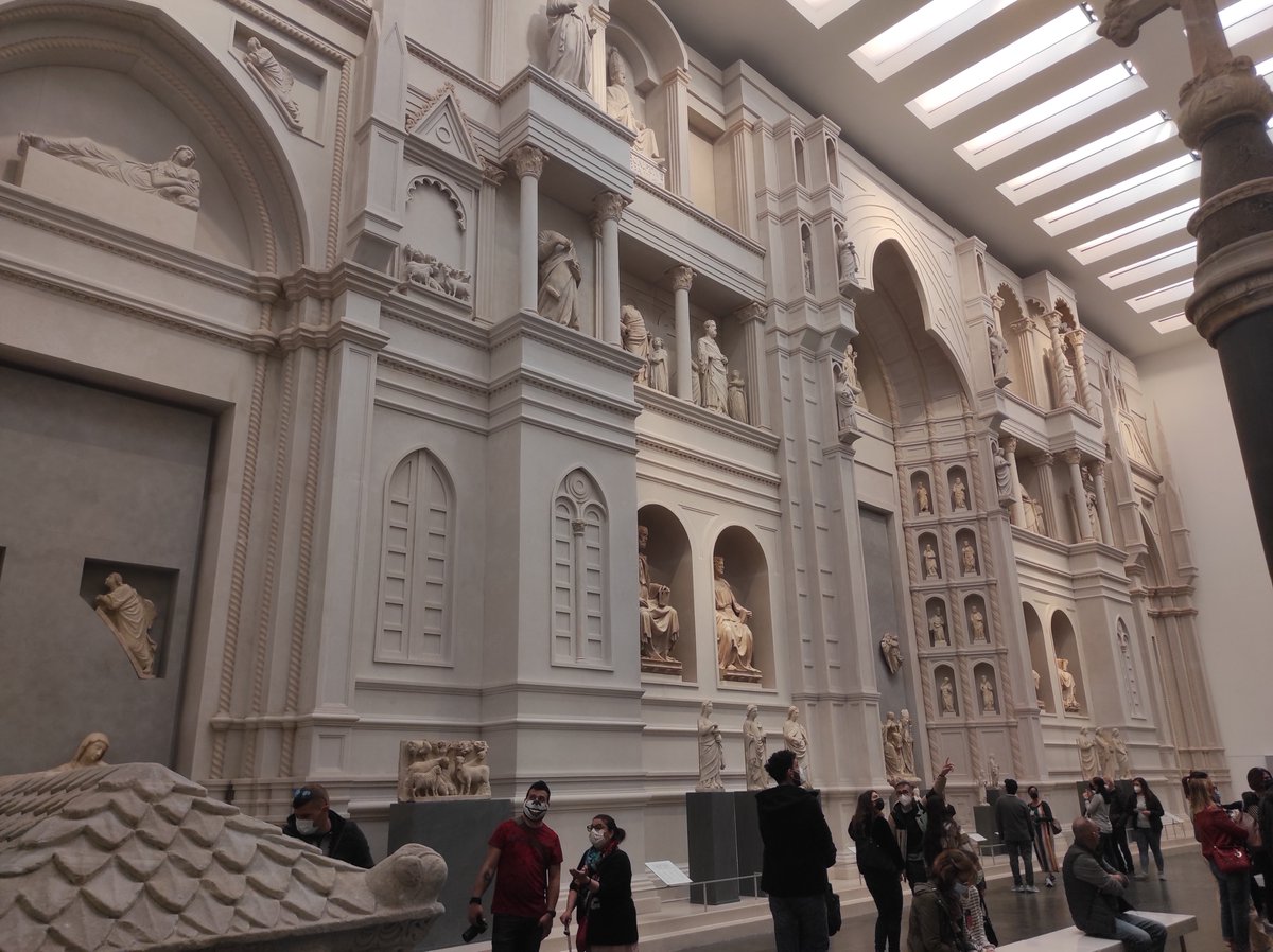 la_unifi's tweet photo. Alcune foto della visita al Museo dell'Opera del Duomo di Firenze assieme al prof. Cristiano Giometti.

@museofirenze 
@la_unifi 
@UNI_FIRENZE 

#history #university #master #museum #art https://t.co/B3wsrhAeWK