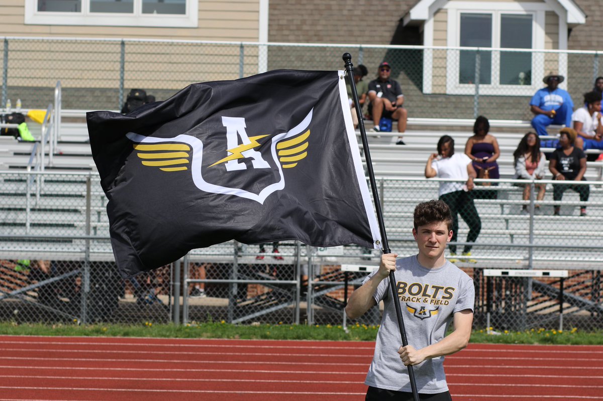 Bolts finish 4th out of 18 teams.

3 school records broken on the day.

3 events ranked top 4 in the state.

4 hour ride back to Tinley Park.

Onward.

⚡️⚡️⚡️