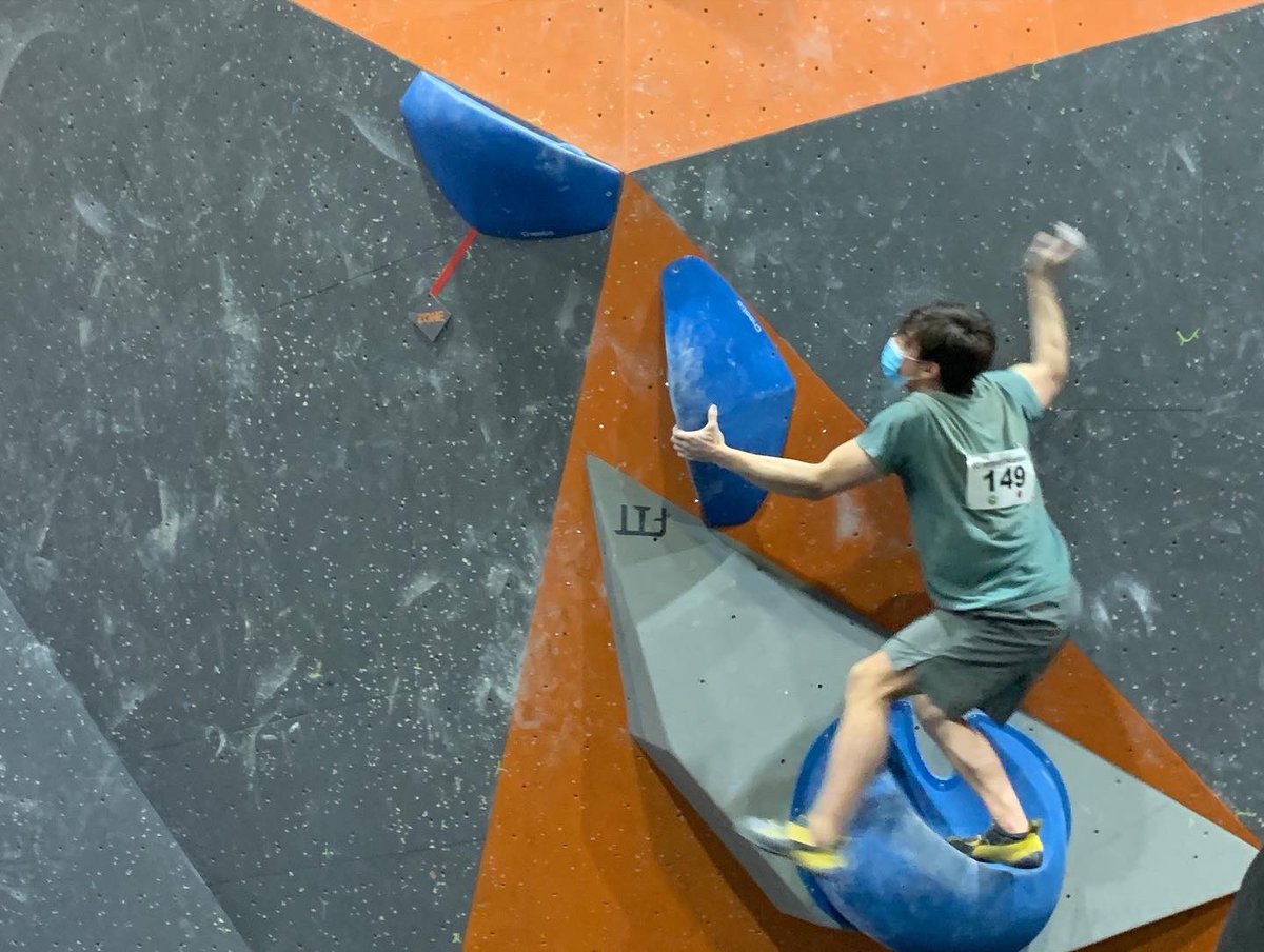 Just a quick few pictures from last Easter weekend’s Ontario’s Provincial Boulder competition (OCF - The Ontario Climbing Federation). Some amazing climbers qualifying for the upcoming nationals comp.

#Bouldering #Ontario #Climbing #OntarioClimbingFederation #ProvincialComp