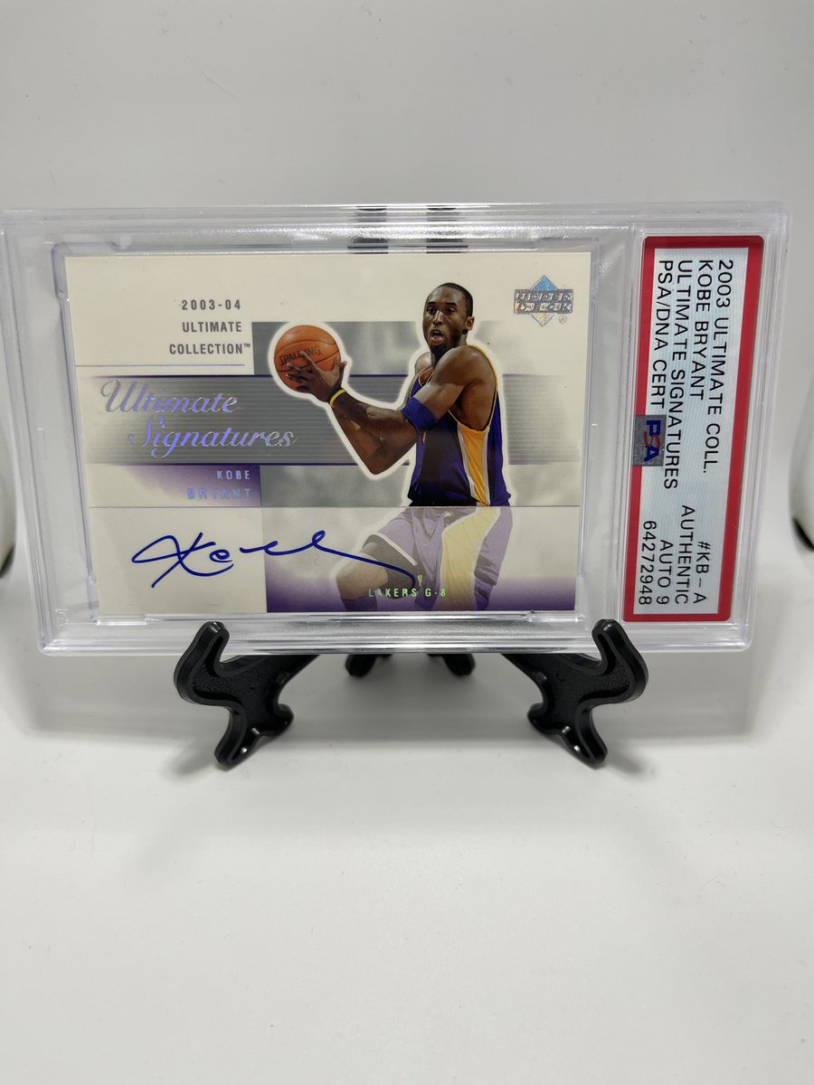 EBrown305's tweet photo. Big$exy black mamba🐍 @kobebryant #slabit @EazyDuzItBreakz @ejlc46 special thx! Got it back @LasnerSport 🙌 https://t.co/WpFybsG88M