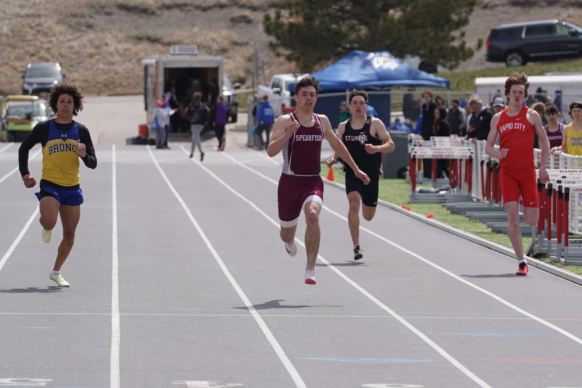 Jaden Guthmiller breaks another SCHOOL RECORD! 

Jaden ran the 200M with a time of 21.74 which was also a Track-O-Rama meet record as well. 

The previous record was held by Damien Hall with a 21.77 in 2015. 

Congratulations Jaden!