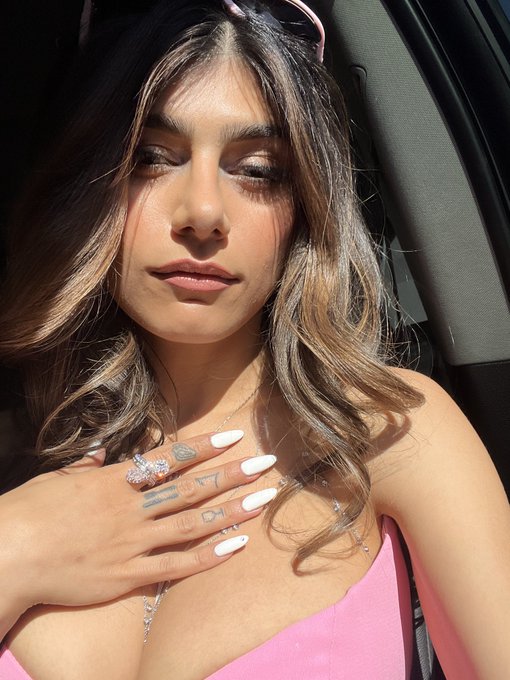 The look: https://t.co/R8iRzS3LXp