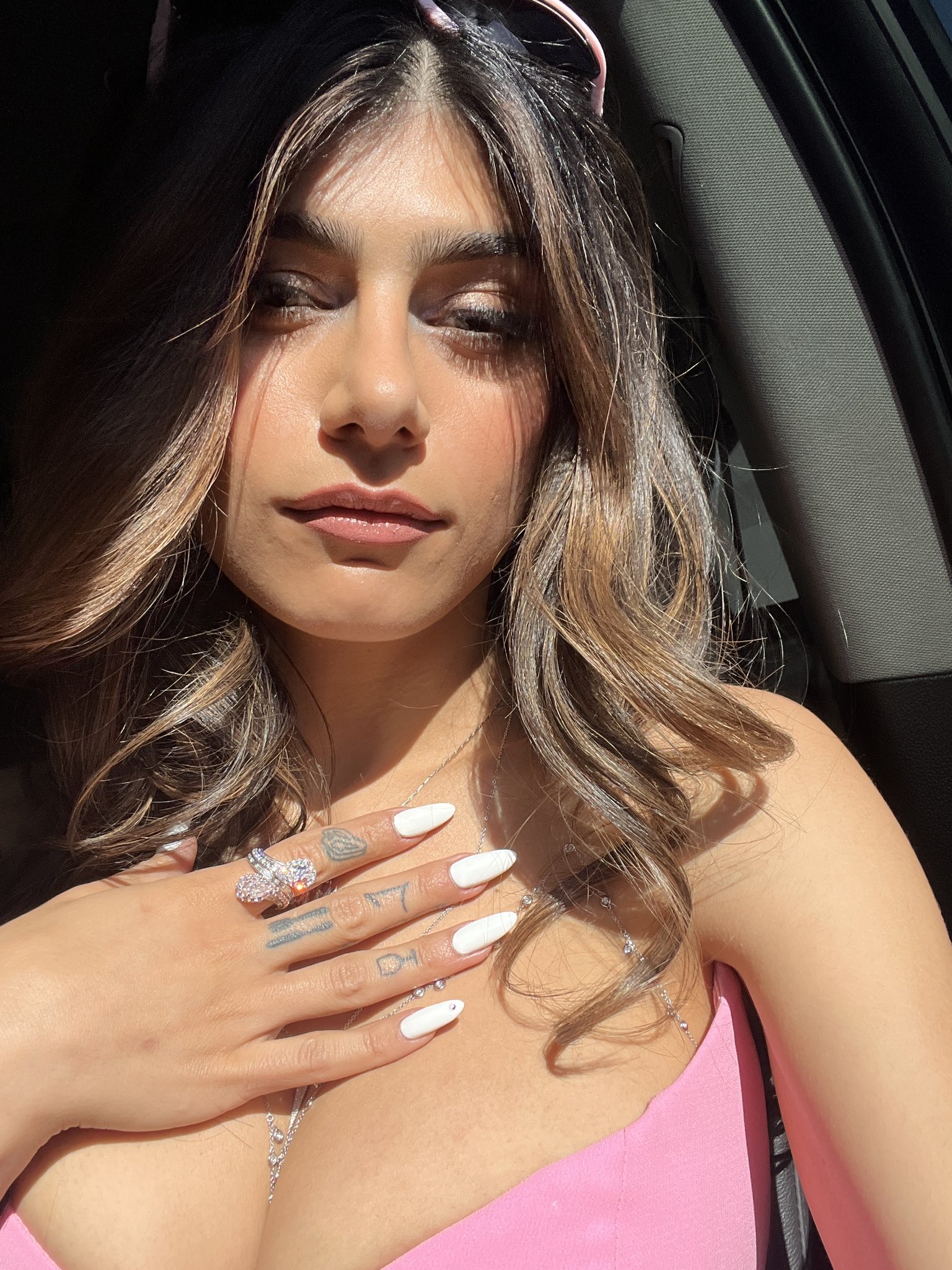 Mia K. on Twitter: "The look: https://t.co/R8iRzS3LXp" / Twitter