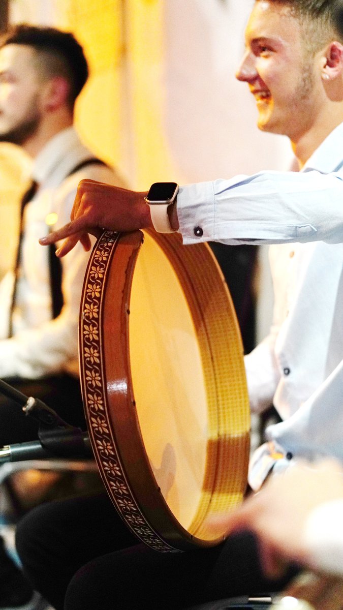 <a href="/NigdeGSL/">niğde güzel sanatlar lisesi</a> öğretmen ve öğrencilerinden oluşan ekip <a href="/belediye51/">Niğde Belediyesi</a> tarafından organize edilen 23 Nisan ve Ramazan etkinlikleri kapsamında vatandaşlara açık hava konseri verdi.