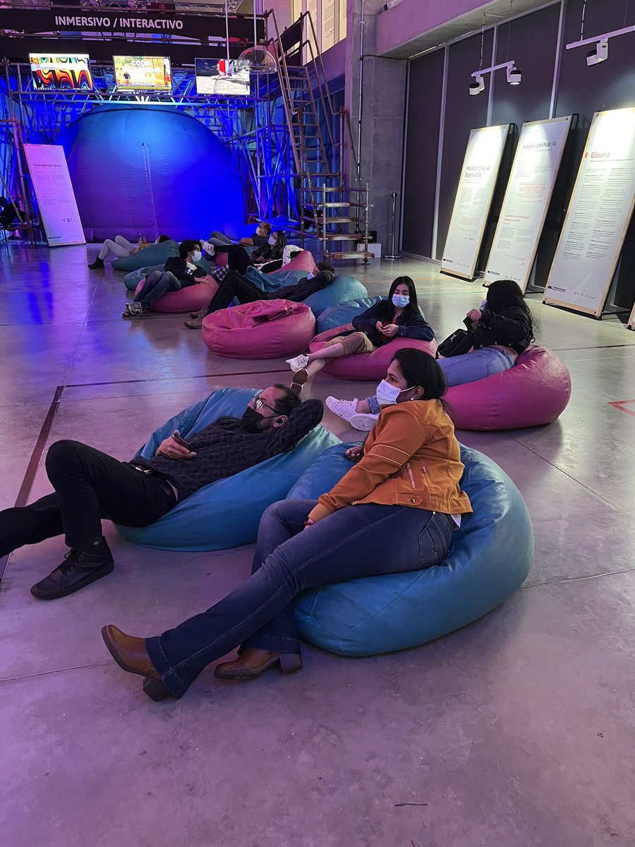 CinematecaBta's tweet photo. Ven #HOY (23 de abril) hasta las 8:00 p.m., y mañana domingo de 11:00 a.m., hasta las 6:00 p.m., a conocer las proyecciones en el domo, videojuegos, cortometrajes, videoinstalaciones interactivas y experiencias inmersivas de realidades mixtas de la #MediaExp en #ARTBOfds https://t.co/Vo9FE4Qj1n