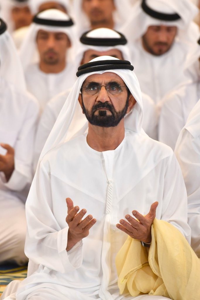 اللهم احفظ عبدك محمد بن راشد بحفظك.. واكلأه بعنايتك ورعايتك.. واجزه خيراً على ما قدّمَ للبلاد والعباد.. وأطل عمره في الخير والطاعة يارب العالمين.🤲