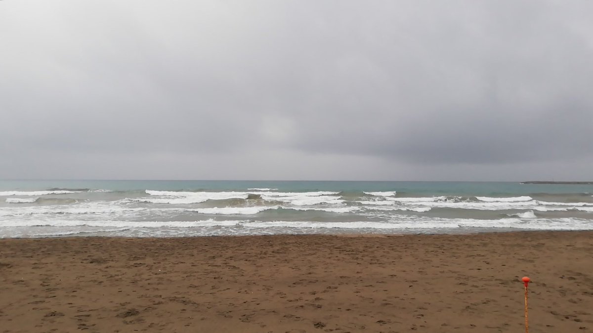 marinara_30's tweet photo. Dio dette al mare pericolo e abissi, ma è nel mare che si} rispecchia il cielo.
Fernando Pessoa.
#marenostrum
#mediterraneo
#lemieradici
#lamialiguria https://t.co/DeWinqRqrM