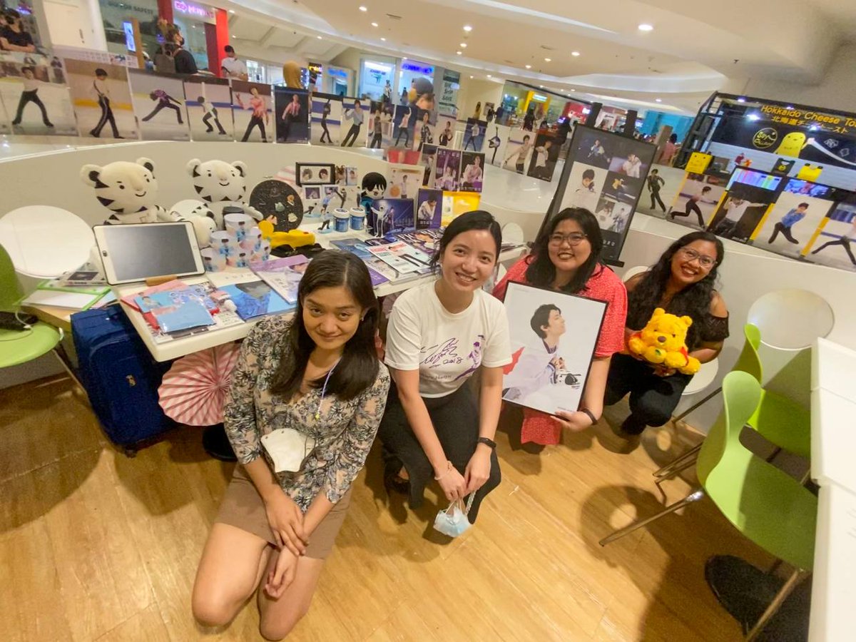 YuzuruHanyuPH's tweet photo. 🌸 #YuzuSpringHasCome 🌸
Thank you to all who joined us yesterday at the first onsite event for #YuzuruHanyu!
We are overwhelmed with everyone’s enthusiasm and support. It was amazing to meet fellow fans - baby fanyus and longtime fans alike! 💕 https://t.co/SUCDTEyQtS