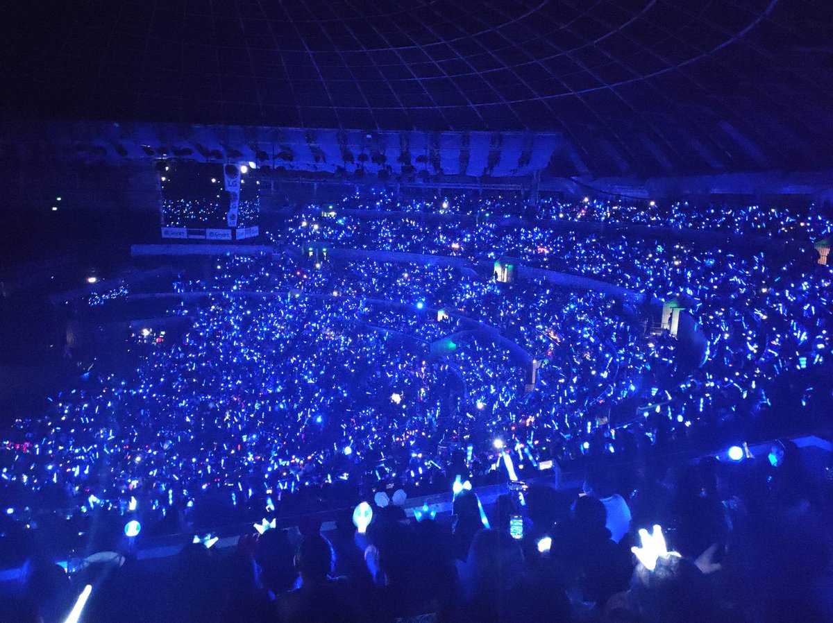 _chickensoph's tweet photo. i’m proud to say, i’m part of the first big blue ocean of SB19, lagi kong sinasabi mag mula dati, andito ako, hanggang sa huli. 3 years and counting, mahalima. 

@SB19Official #SB19
ctto. https://t.co/ag129maVG2