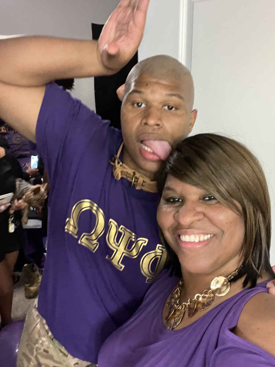 Relonda Alexander tweet media