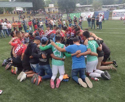 upslmexico's tweet photo. Atlético Tetelcingo derrotó 5-2 a Amatlan fc para pasar al final de la Division 2 Zona Sur 🏆

#UPSL #UPSLMX #UPSLMexico https://t.co/clewzrttu8