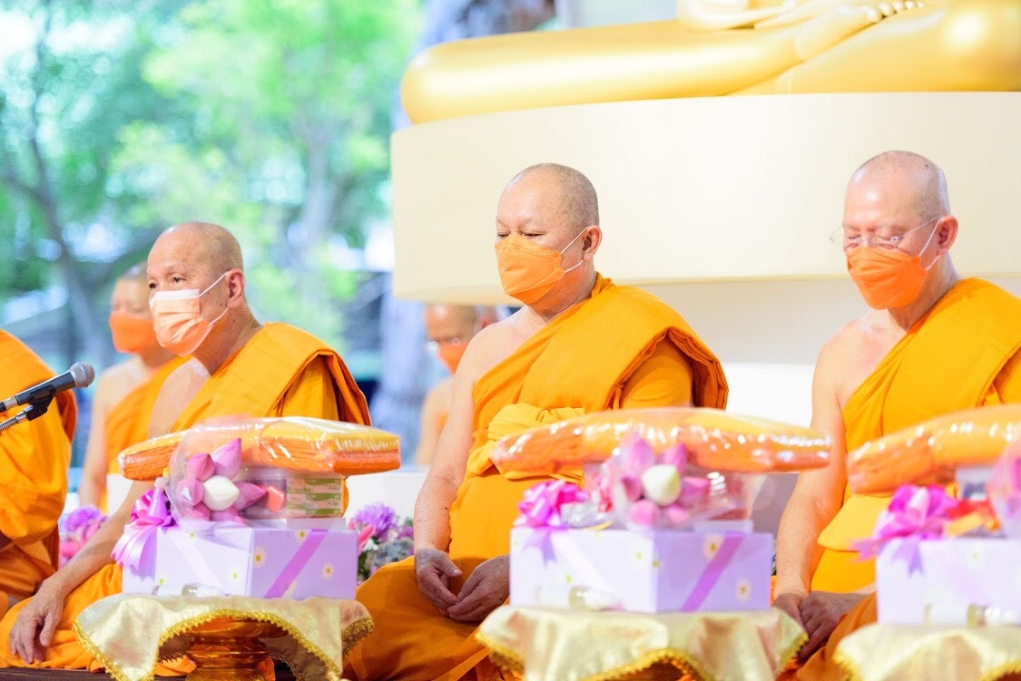 Psanitwong's tweet photo. 22เม.ย.65 อนุโมทนาบุญ พิธีเจริญพระพุทธมนต์ นั่งสมาธิ 7 วันก่อนงาน (ช่วงบ่าย) ในสัปดาห์ธรรมชัย #วันคุ้มครองโลก
เชิญร่วมกิจกรรมได้ เวลา 13.00-14.30 น.
ผ่านลิงก์ https://t.co/0APKq8nQVa
#EarthDay
#meditation
#peaceposition
#EarthDay2022
#Dhammakaya
#1MillionMeditators https://t.co/SzIaxsiQMu