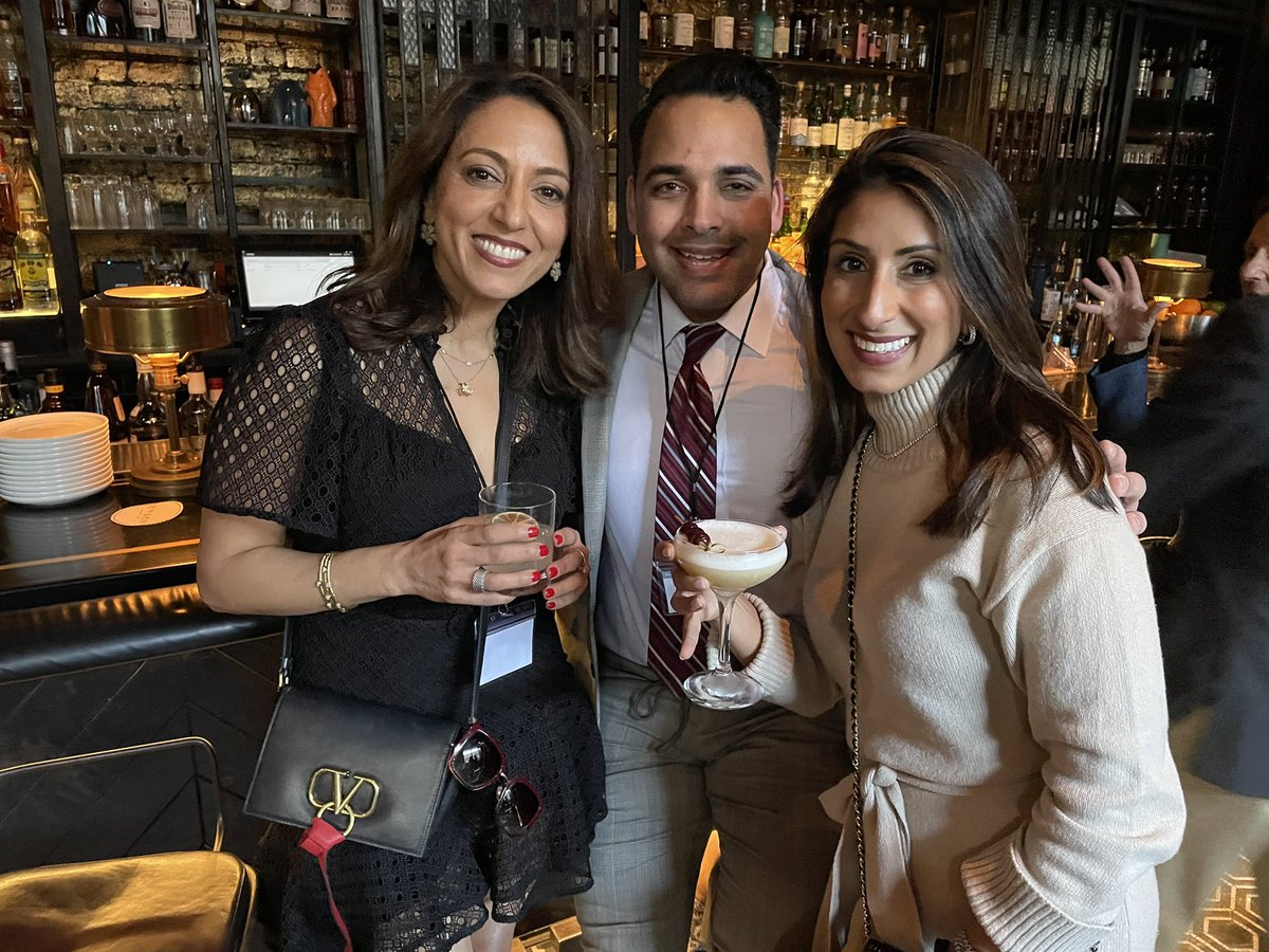 LaurenBLevine's tweet photo. W.I.N.O. @ASCRStweets #sciencebasedhealth @zacdenning1 @Dryeyemaster @djmjspin @preeyakgupta @LisaFeulner @DarrellWhite https://t.co/yseCX0KFtO