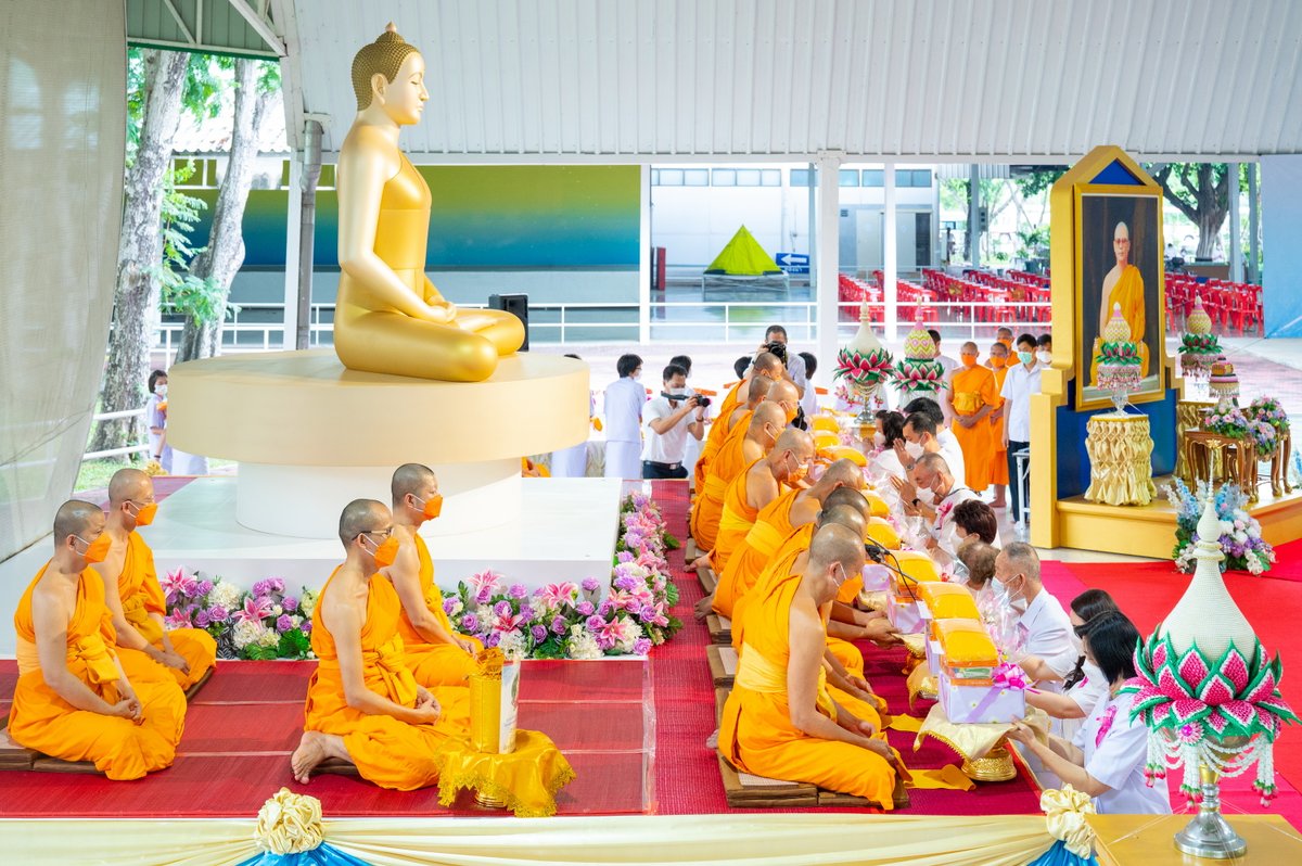Psanitwong's tweet photo. 22เม.ย.65 อนุโมทนาบุญ พิธีเจริญพระพุทธมนต์ นั่งสมาธิ 7 วันก่อนงาน (ช่วงบ่าย) ในสัปดาห์ธรรมชัย #วันคุ้มครองโลก
เชิญร่วมกิจกรรมได้ เวลา 13.00-14.30 น.
ผ่านลิงก์ https://t.co/0APKq8nQVa
#EarthDay
#meditation
#peaceposition
#EarthDay2022
#Dhammakaya
#1MillionMeditators https://t.co/KkbDrDa0py