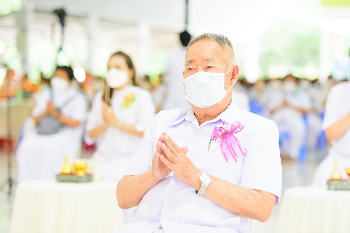 Psanitwong's tweet photo. 22เม.ย.65 อนุโมทนาบุญ พิธีเจริญพระพุทธมนต์ นั่งสมาธิ 7 วันก่อนงาน (ช่วงบ่าย) ในสัปดาห์ธรรมชัย #วันคุ้มครองโลก
เชิญร่วมกิจกรรมได้ เวลา 13.00-14.30 น.
ผ่านลิงก์ https://t.co/0APKq8nQVa
#EarthDay
#meditation
#peaceposition
#EarthDay2022
#Dhammakaya
#1MillionMeditators https://t.co/Dniyif6dQm