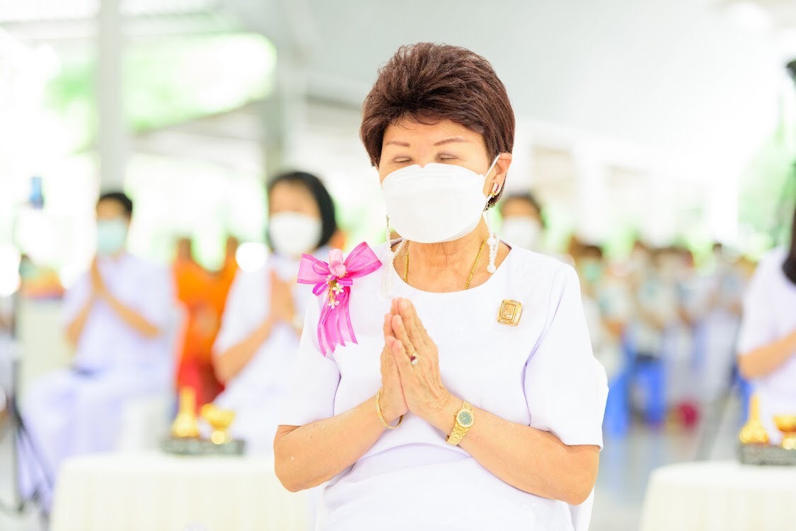 Psanitwong's tweet photo. 22เม.ย.65 อนุโมทนาบุญ พิธีเจริญพระพุทธมนต์ นั่งสมาธิ 7 วันก่อนงาน (ช่วงบ่าย) ในสัปดาห์ธรรมชัย #วันคุ้มครองโลก
เชิญร่วมกิจกรรมได้ เวลา 13.00-14.30 น.
ผ่านลิงก์ https://t.co/0APKq8nQVa
#EarthDay
#meditation
#peaceposition
#EarthDay2022
#Dhammakaya
#1MillionMeditators https://t.co/Dniyif6dQm