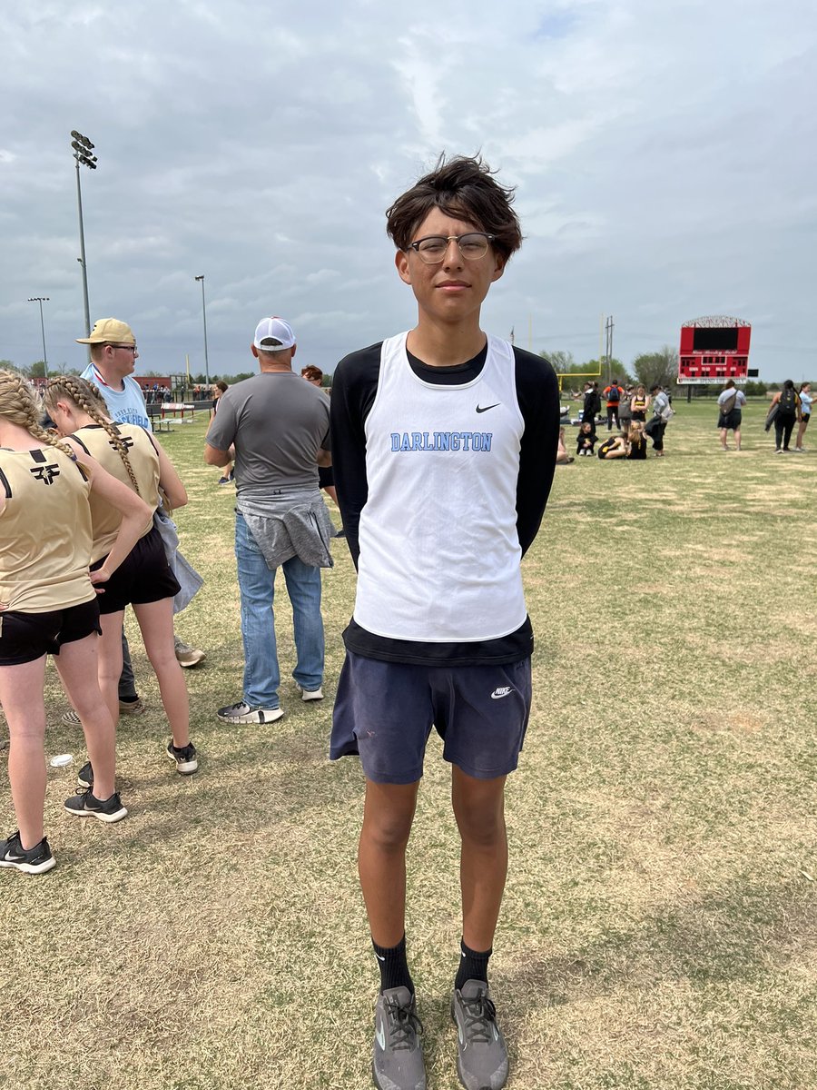 Hezakiya Satepauhoodle finished as ORES Runner-Up in the 300 M Hurdles while he was competing in the High Jump where he finished 3rd!