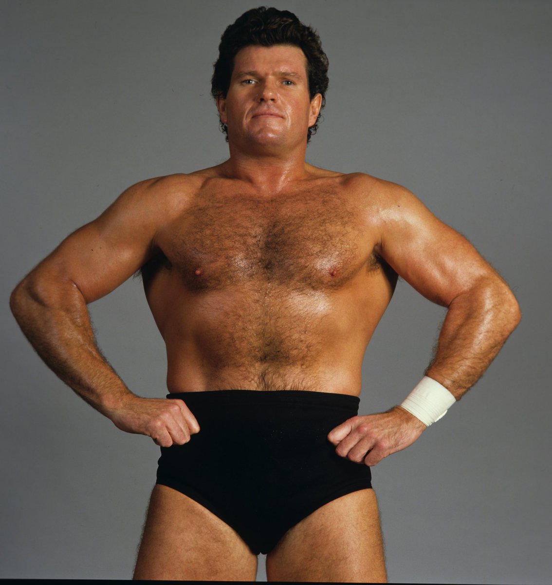 Victor_Hayler's tweet photo. @WWE https://t.co/khDdlADtby