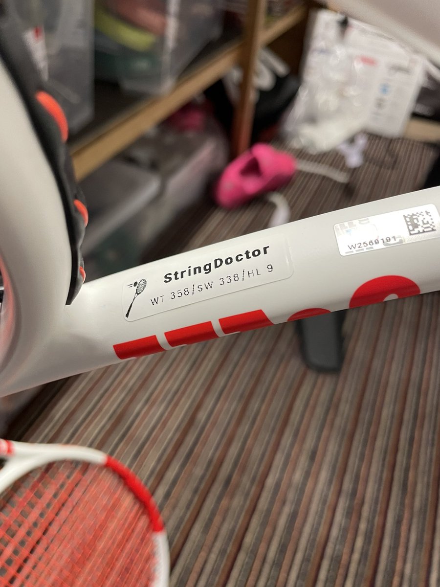 stringdoctor79's tweet photo. Some customising last night matching rackets. Very rare for players to have 3 identical rackets which either A) match manufacturers specs or B) match each other. Important to have confidence in your rackets. 🎾👌
#tennis #customising #matching #wilson #wilsontennis https://t.co/mne5tYfwWE