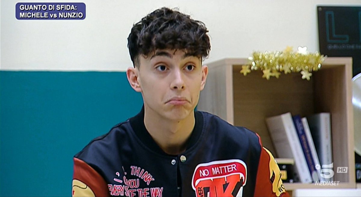 auriscrivecose's tweet photo. nunzio ne ha fatti fuori più di deddy l’anno scorso  #Amici21 https://t.co/O3Dfxf1Qns