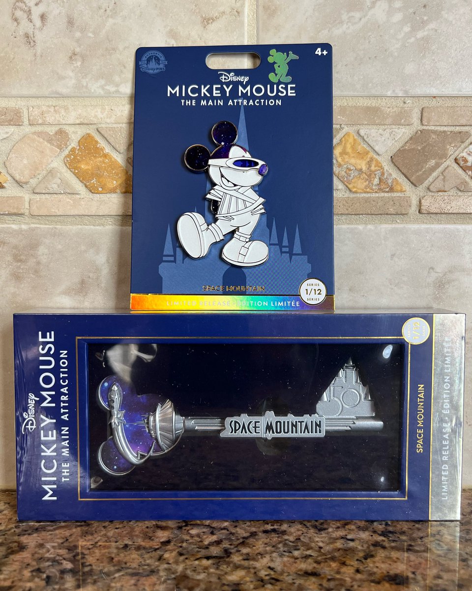 DisTrackers's tweet photo. Mail Call! Got my Mickey Mouse the Main Attraction Pin and Key! Are you collecting this line?
.
#Disney #MickeyMouse #DisneyParks #SpaceMountain #Collectbles #DisneyPins #DisneyPinTrading #DisneyKey #DisTrackers https://t.co/J5WSXp71eB