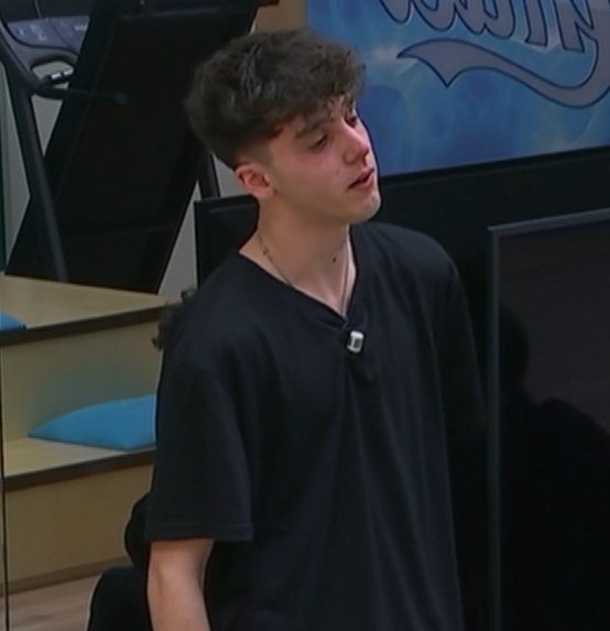 heythereelena's tweet photo. Un'eliminazione assurda.
LDA tu in quella scuola non sei mai stato il figlio di nessuno, ti sei sempre fatto riconoscere per il tuo talento e per la tua voglia di esprimerti.
Ti vogliamo bene 🤍
#amici21 https://t.co/SPtwIG4wbZ