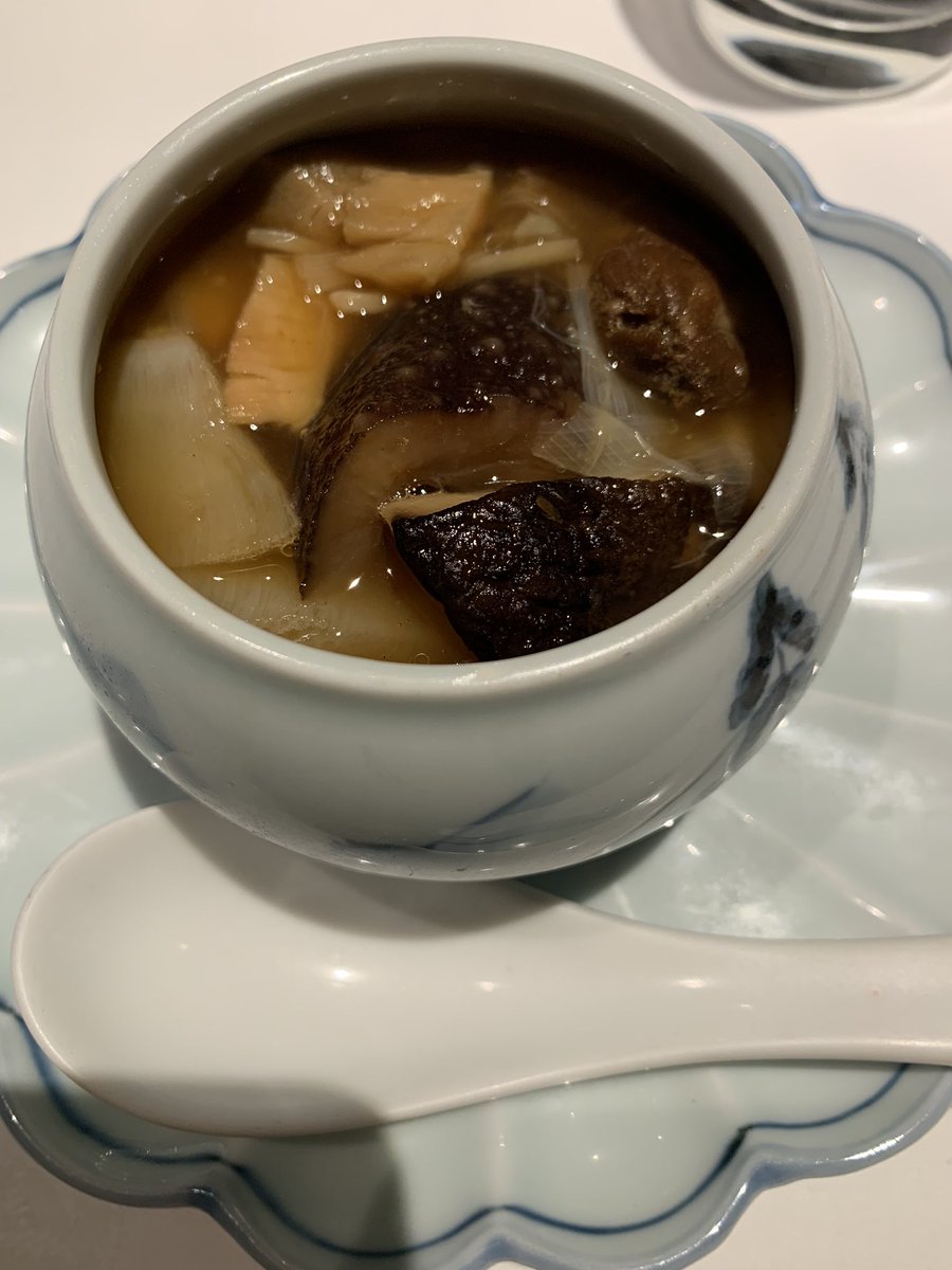 seanjmad28's tweet photo. #食育大事
#四川料理
#美味しい中華
#スタミナ
#元気
#楽しいは美味しい
#ENJOYmeals
#enjoylife
#naturematerial
#EatHealthy
#eatenjoy
sharkfin soup is excellent the most^_^
#medecineSoup
#AwesomeSpice https://t.co/BDyb3erceL