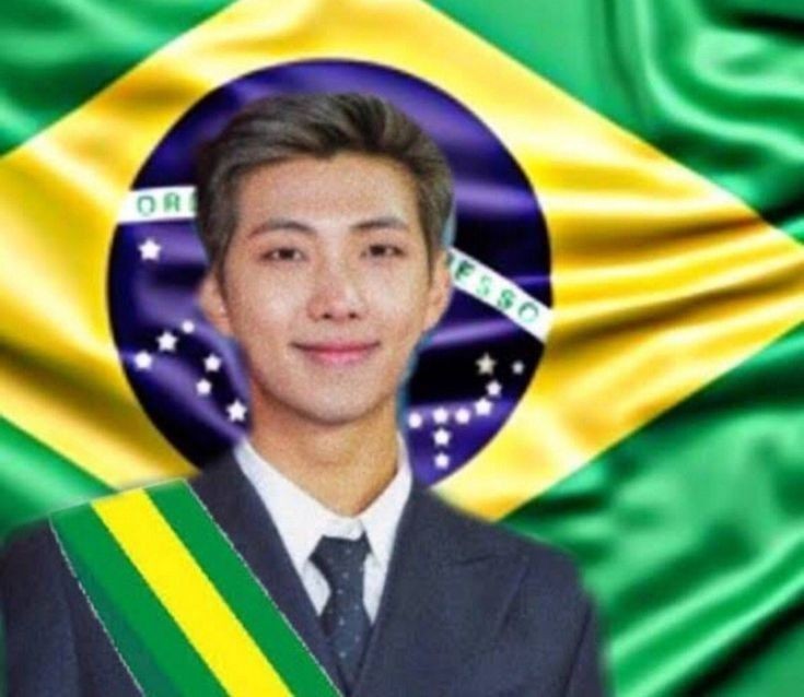 futurewithsuga's tweet photo. BTS largou tudo para morar com vc no Brasil, a thread: https://t.co/VZKV2g4mqt