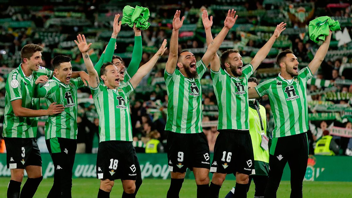 LaLigaenDirecto's tweet photo. 2⃣0⃣ La Final de la Copa del Rey, al igual que sucedió en 1977, se decide en penaltis y la gana el @RealBetis.

#LaProfecía era una realidad. 

¡Gracias por acompañarme en este maravilloso viaje que comenzó a principios de diciembre!

¡¡¡EL @RealBetis ES CAMPEÓN DE LA COPA!!!🏆💚 https://t.co/4jd1FUlTnZ