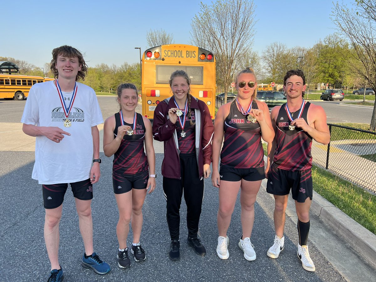 atooms13's tweet photo. Come to Maryland they said… Make em regret it! Girls win…. Boys 3rd out of 33 teams!!! #dominate #winners #jghstrack #divideandconquer #doingitfordouglas #thatsthewayweroll @EastM_Muskies @CoachjoyJoy @JGHSMUSKIES1 @brandonhannahs @KevinDJsports https://t.co/UCBmte9Bil