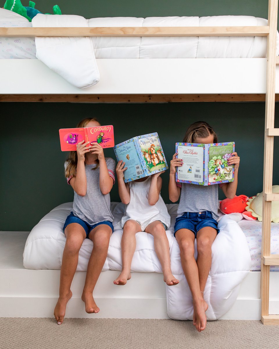 Linenspa's tweet photo. Happy World Reading Day! What's your favorite book of all time? Let us know by leaving a book recommendation in the comments. // #linenspa https://t.co/G96XHXLbvZ