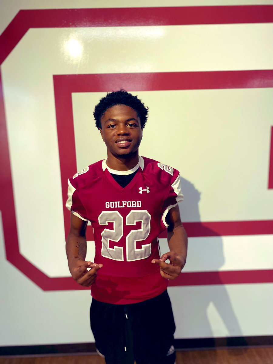 its22Phil's tweet photo. After a awesome visit with @CoachKBarr I am very blessed to have received my first offer from Guilford #Guilford #football #GoQuakers #firstoffef https://t.co/B4O7WZtBsS