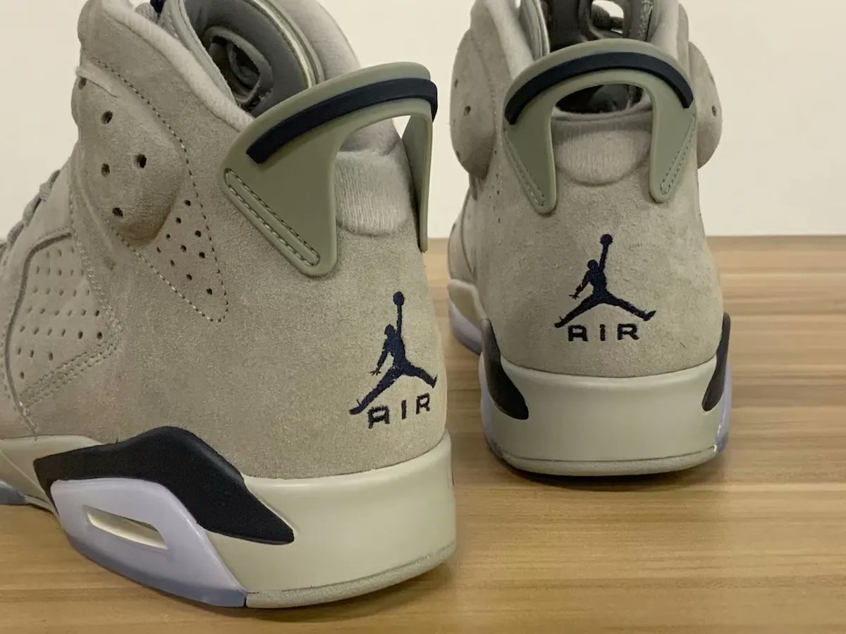 JustFreshKicks's tweet photo. Air Jordan 6 “Georgetown” Features 3M Reflective Accents https://t.co/OcgAmylDNn https://t.co/FbdAy8VUgU