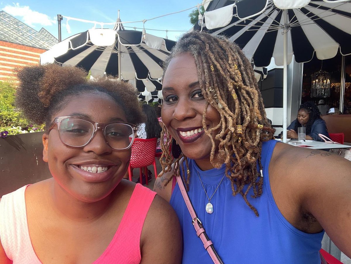 PPearlschatt's tweet photo. Mother daughter date! @agaveandrye 
#chattanooga💞💞😋 https://t.co/zoU03f8iPL
