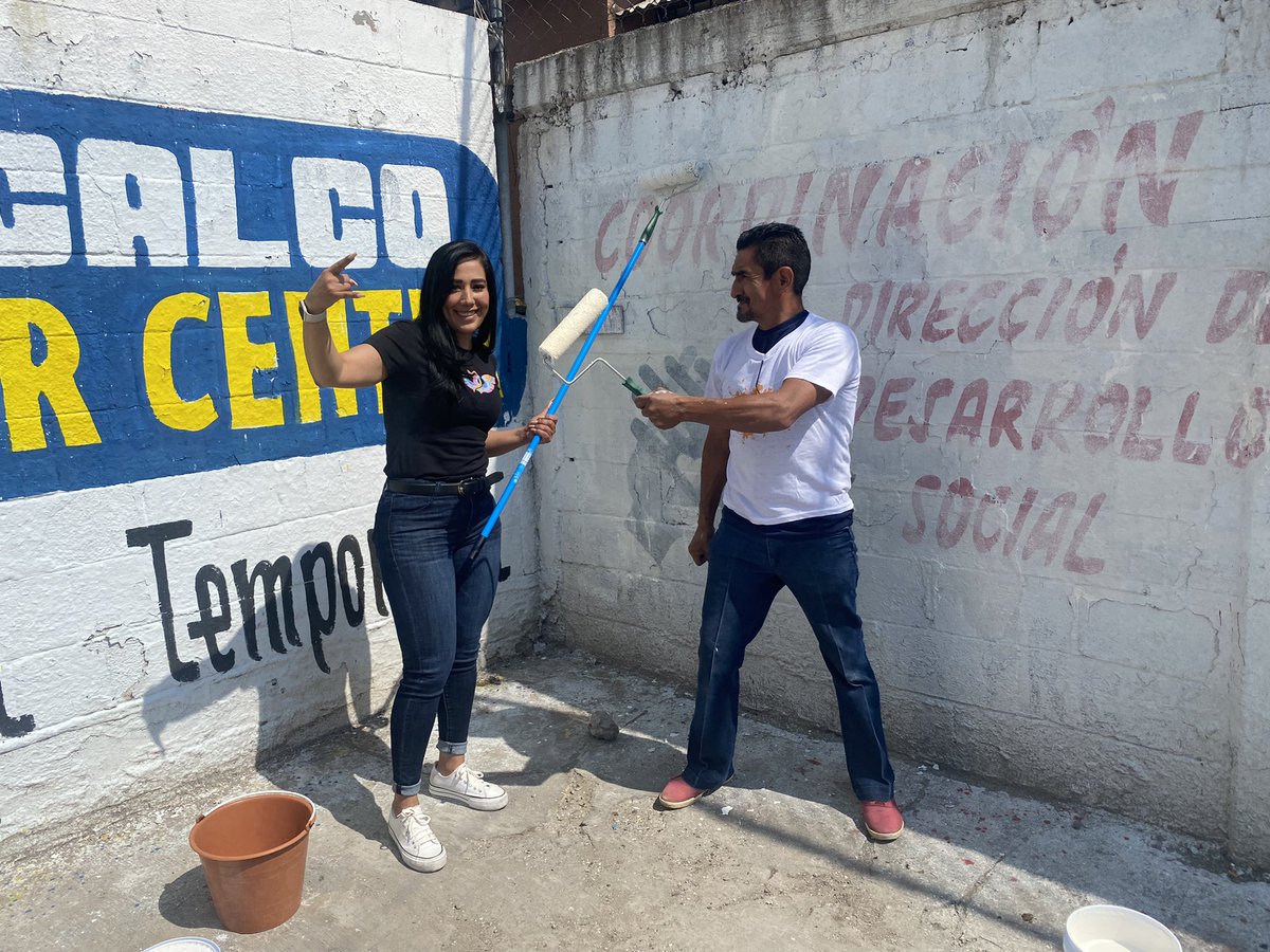 alexblasn's tweet photo. Padrisima nuestra pinta de barda de Movimiento Ciudadano con detalles representativos de nuestro Coacalco como la feria del atole, la parroquia de San Francisco y diversa fauna y flora, todo el apoyo a nuestro senador @JuanZepeda_  

#CoacalcoEsNaranja
#EdoMexNaranja https://t.co/o9ZeqJfXWH