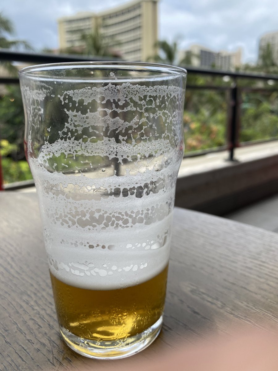 KCbeerchick's tweet photo. I have cleaned draught lines & had draught lines refused to be cleaned, so itโs important to recognize the significance of a beer clean glass. Itโs #BeerCleanGlass Day. Note the lacing around the glass - then you know itโs clean & free from impurities. Cheers! https://t.co/xbO5q8lstq