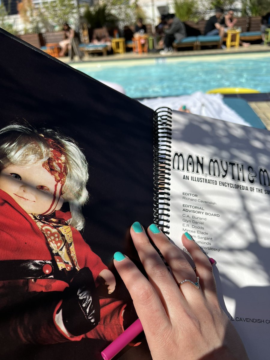 Just enjoying the LA Sun 🌞💀